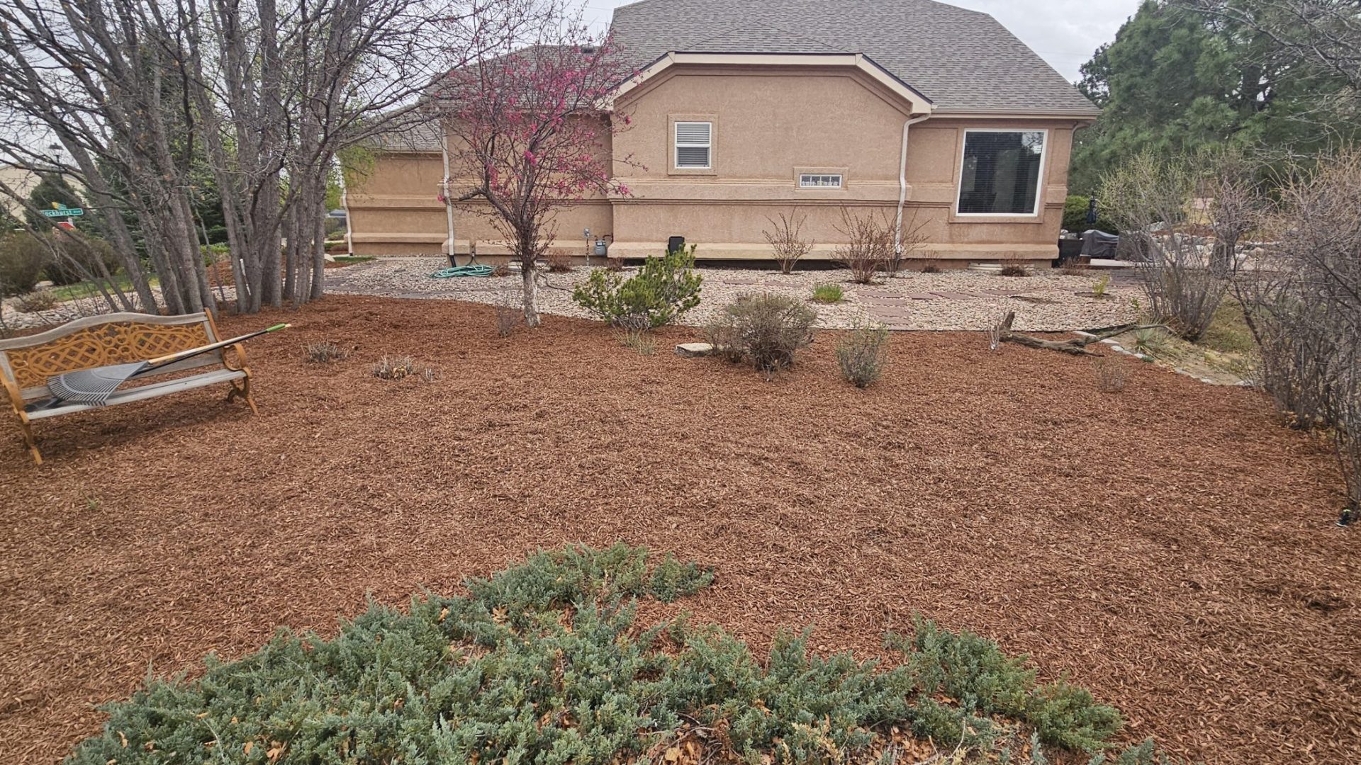 Mulch_Bed_After_1